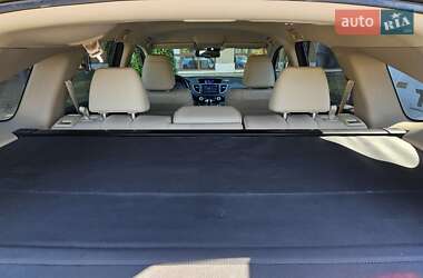 Внедорожник / Кроссовер Honda CR-V 2015 в 
