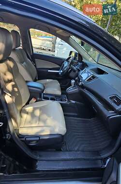Внедорожник / Кроссовер Honda CR-V 2015 в 
