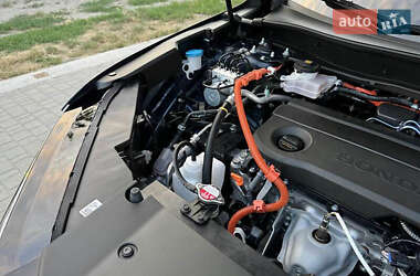 Внедорожник / Кроссовер Honda CR-V 2023 в 
