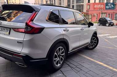 Позашляховик / Кросовер Honda CR-V 2023 в 