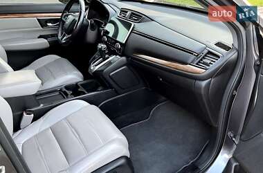 Внедорожник / Кроссовер Honda CR-V 2017 в 
