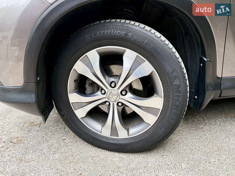 Внедорожник / Кроссовер Honda CR-V 2013 в Киеве