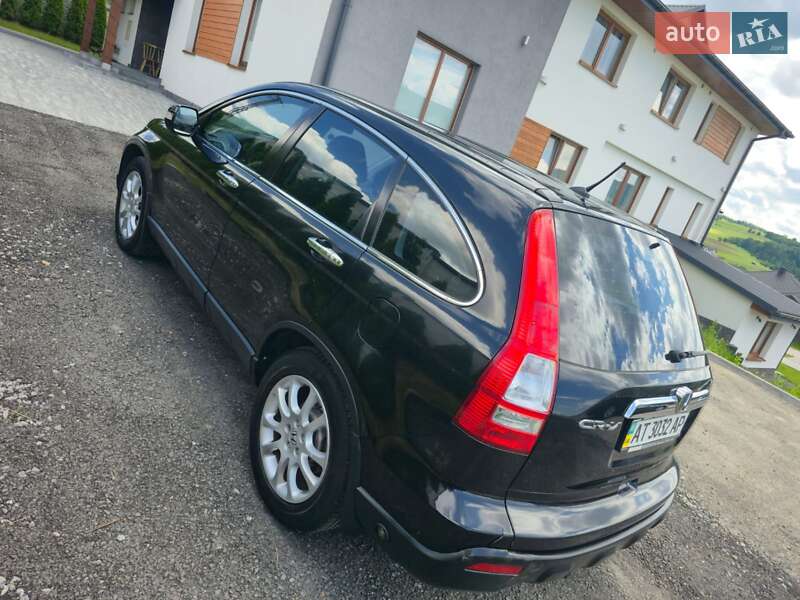 Внедорожник / Кроссовер Honda CR-V 2008 в Ирпене
