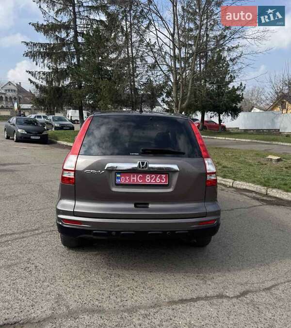 Внедорожник / Кроссовер Honda CR-V 2010 в Черновцах