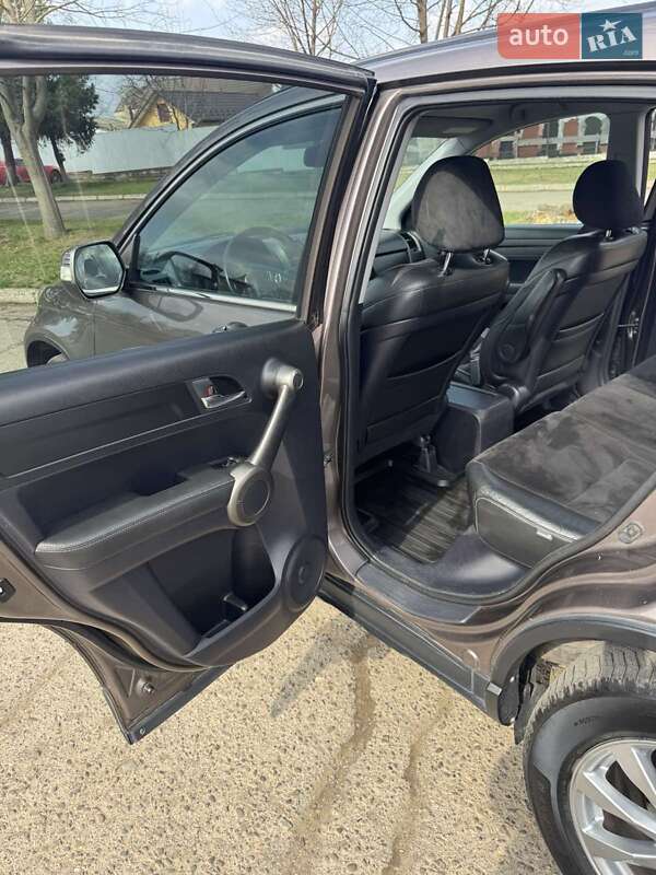 Внедорожник / Кроссовер Honda CR-V 2010 в Черновцах