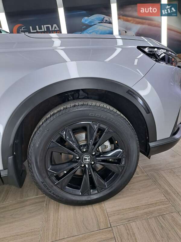 Внедорожник / Кроссовер Honda CR-V 2023 в Киеве