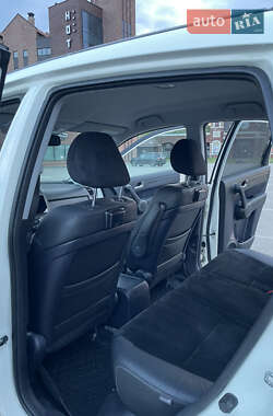 Позашляховик / Кросовер Honda CR-V 2010 в 