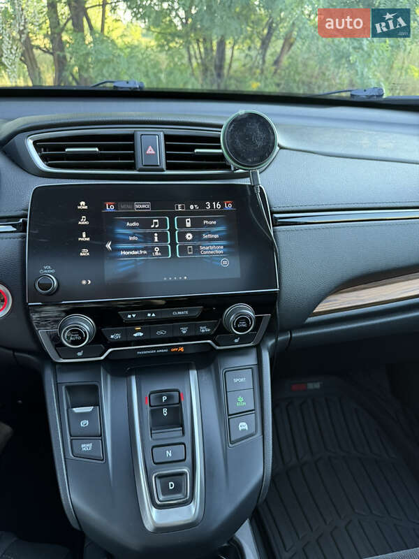 Внедорожник / Кроссовер Honda CR-V 2020 в Харькове