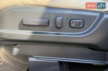 Внедорожник / Кроссовер Honda CR-V 2014 в 