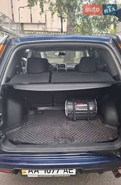 Внедорожник / Кроссовер Honda CR-V 2004 в 