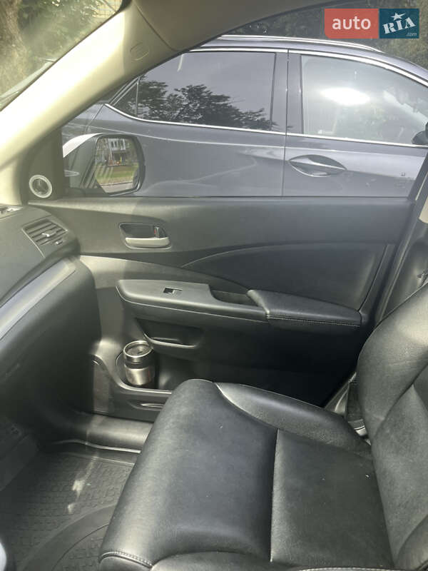 Позашляховик / Кросовер Honda CR-V 2013 в Києві