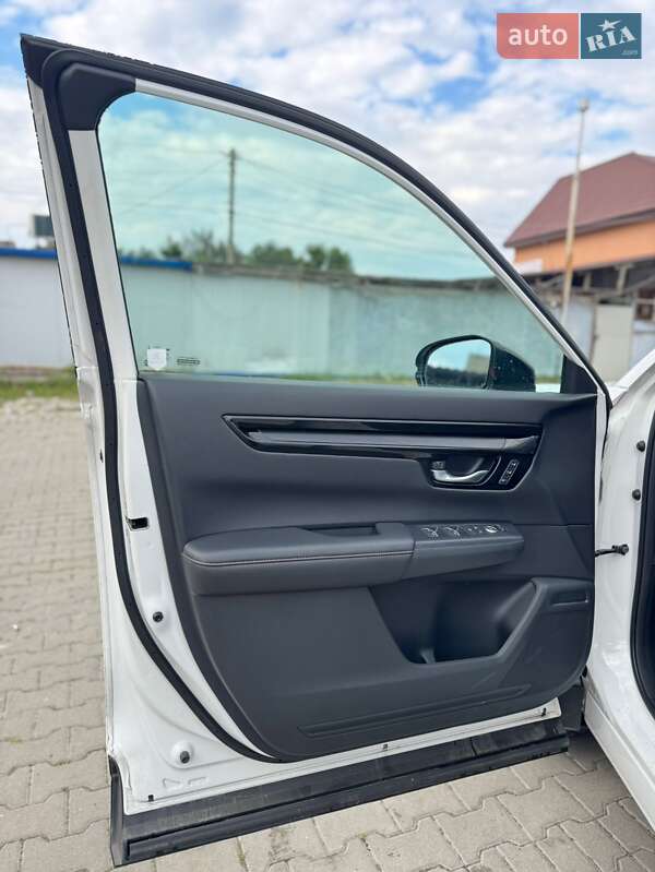 Внедорожник / Кроссовер Honda CR-V 2023 в Сокале