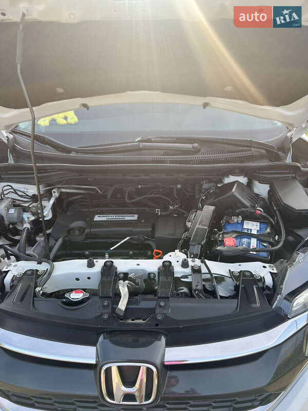 Внедорожник / Кроссовер Honda CR-V 2016 в Змиеве