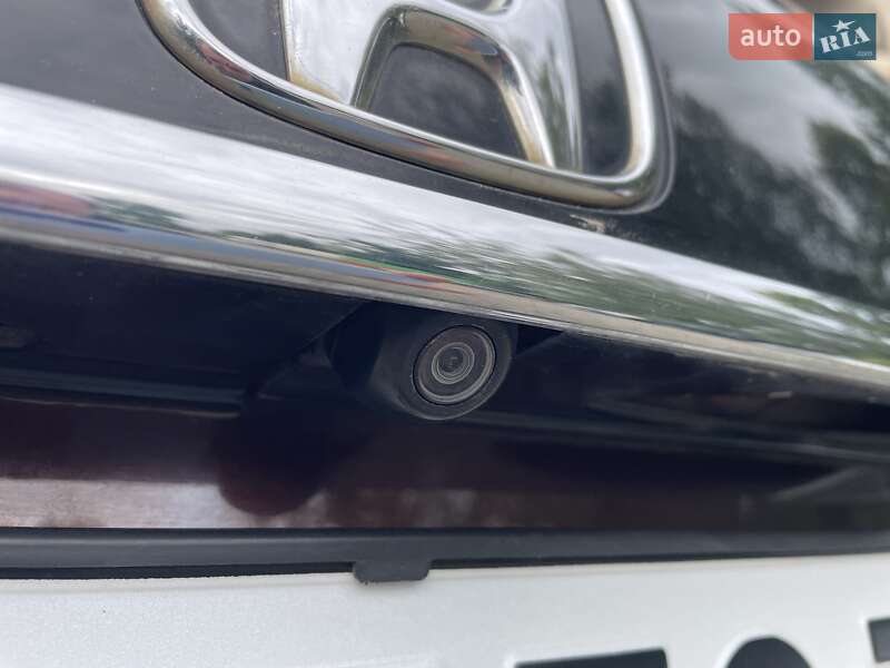 Позашляховик / Кросовер Honda CR-V 2012 в Золочеві