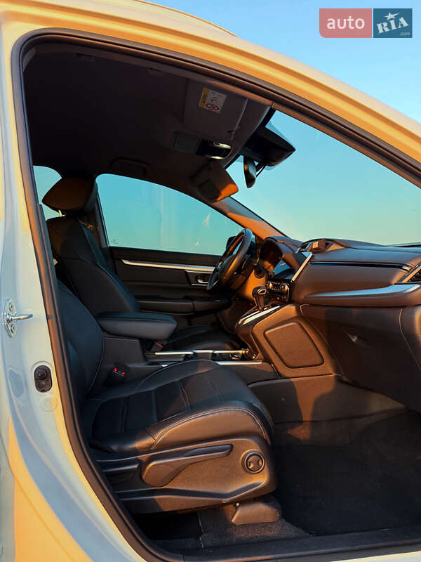Внедорожник / Кроссовер Honda CR-V 2021 в Одессе