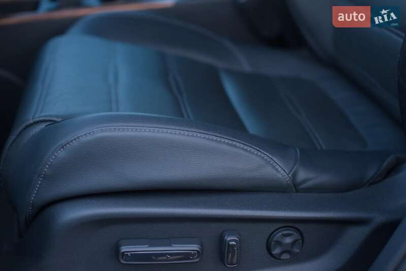 Внедорожник / Кроссовер Honda CR-V 2019 в Львове