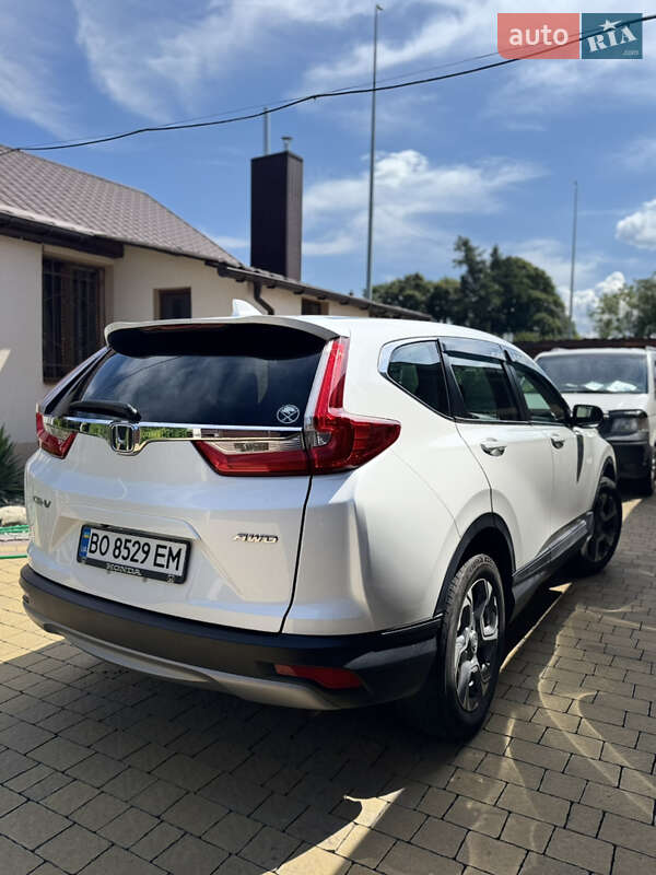 Внедорожник / Кроссовер Honda CR-V 2019 в Дубно
