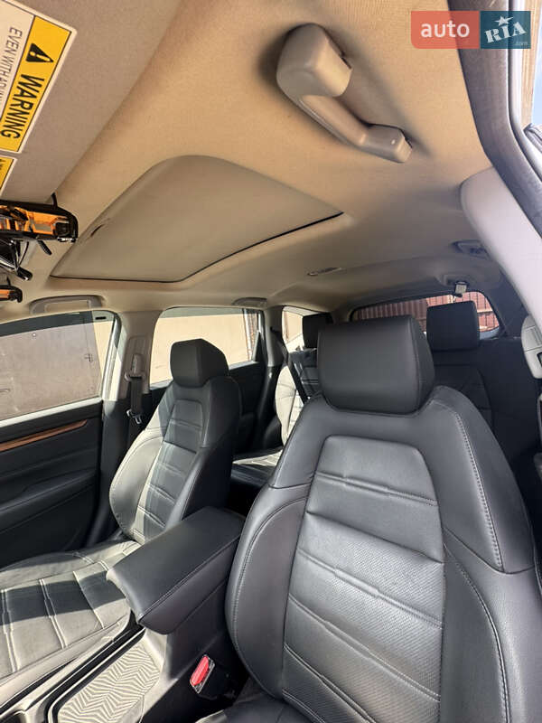 Внедорожник / Кроссовер Honda CR-V 2019 в Дубно