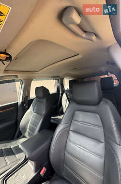 Внедорожник / Кроссовер Honda CR-V 2019 в 