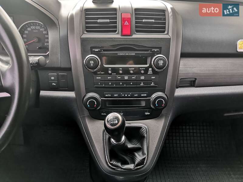 Внедорожник / Кроссовер Honda CR-V 2008 в Здолбунове