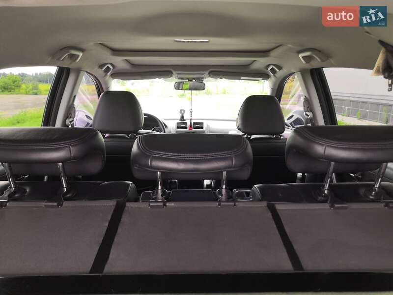 Внедорожник / Кроссовер Honda CR-V 2008 в Здолбунове