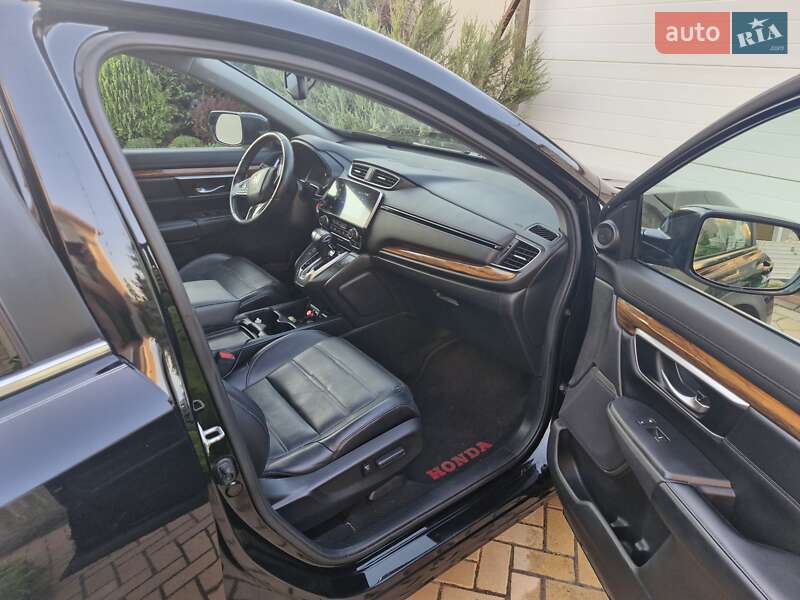 Внедорожник / Кроссовер Honda CR-V 2018 в Одессе