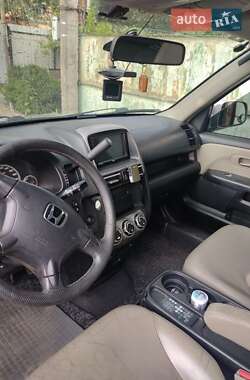 Позашляховик / Кросовер Honda CR-V 2004 в 