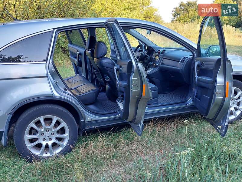 Внедорожник / Кроссовер Honda CR-V 2008 в Полтаве
