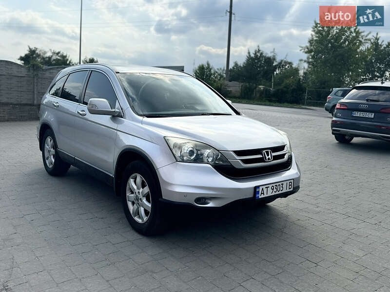 Внедорожник / Кроссовер Honda CR-V 2011 в Ивано-Франковске