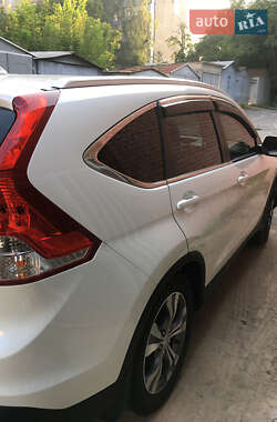 Внедорожник / Кроссовер Honda CR-V 2014 в Виннице