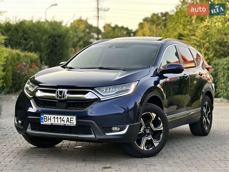 Внедорожник / Кроссовер Honda CR-V 2017 в Одессе