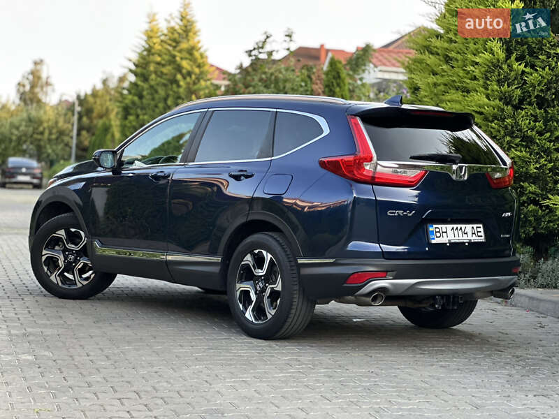 Внедорожник / Кроссовер Honda CR-V 2017 в Одессе