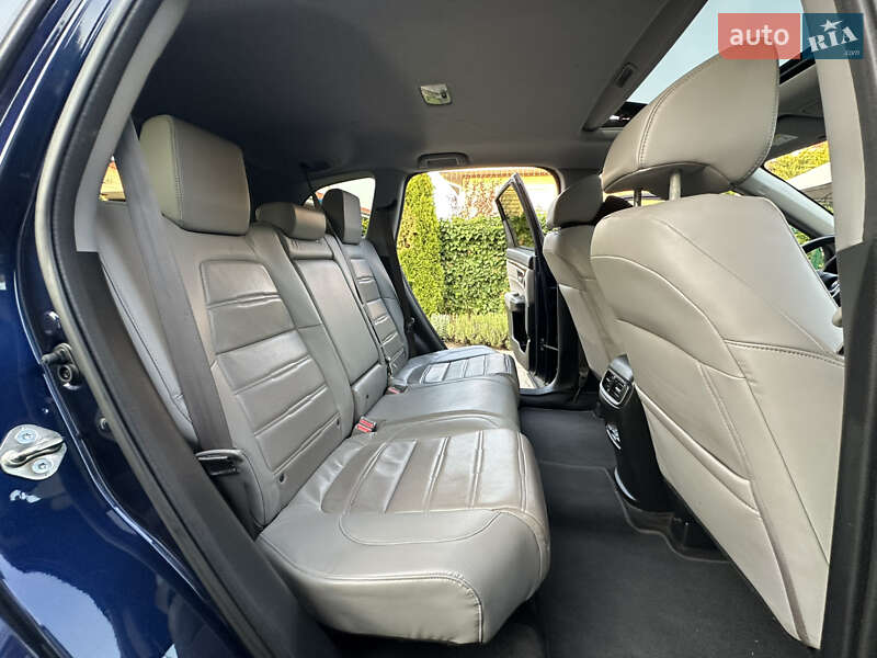 Внедорожник / Кроссовер Honda CR-V 2017 в Одессе
