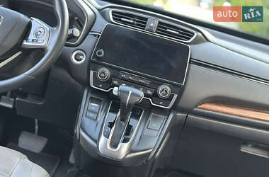 Внедорожник / Кроссовер Honda CR-V 2017 в 