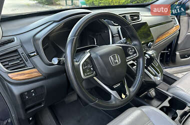 Внедорожник / Кроссовер Honda CR-V 2017 в 