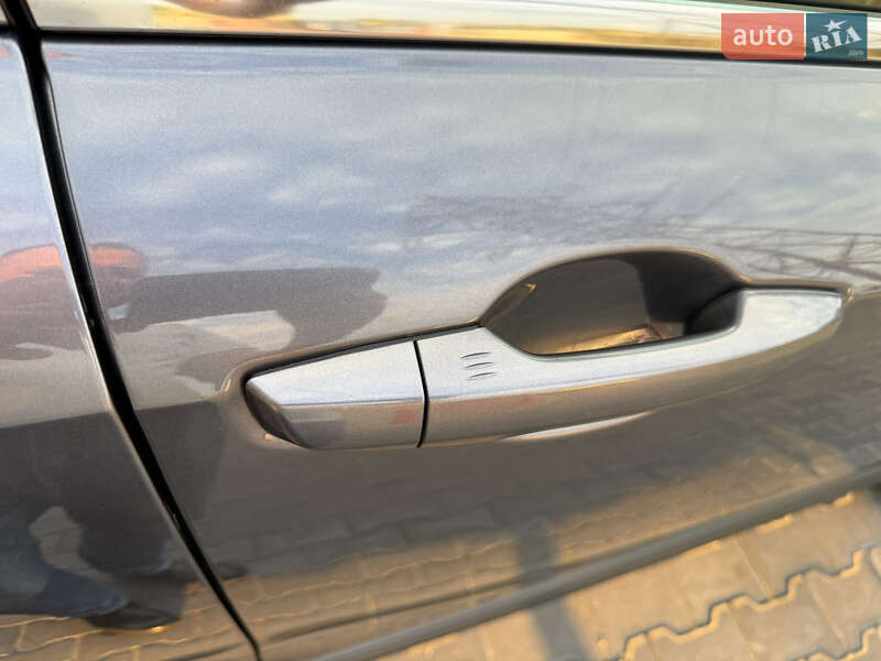 Внедорожник / Кроссовер Honda CR-V 2017 в Львове