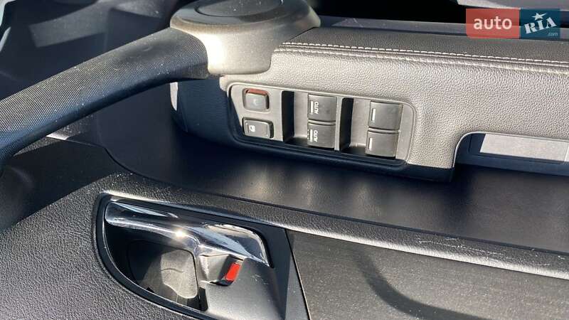 Внедорожник / Кроссовер Honda CR-V 2010 в Кропивницком