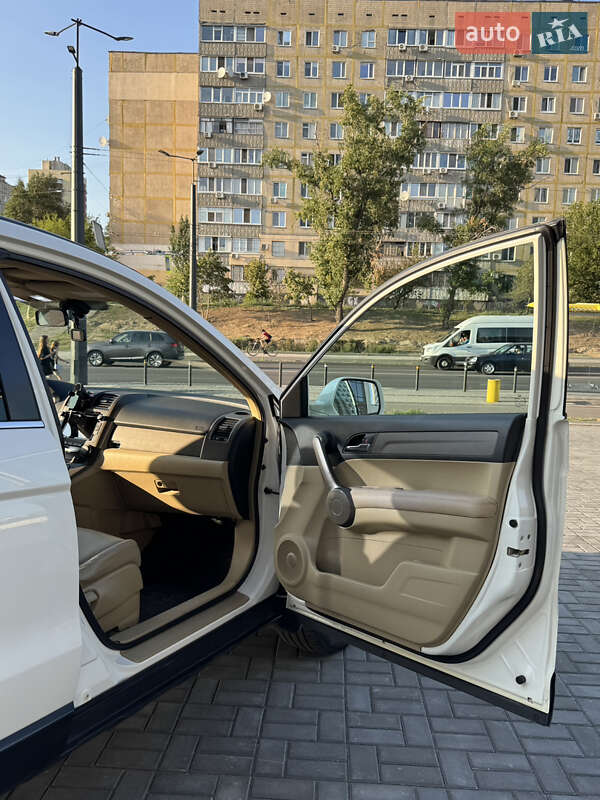 Внедорожник / Кроссовер Honda CR-V 2008 в Днепре