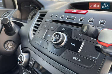 Внедорожник / Кроссовер Honda CR-V 2014 в 