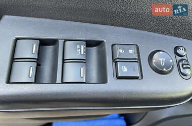 Внедорожник / Кроссовер Honda CR-V 2014 в 