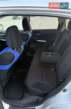 Внедорожник / Кроссовер Honda CR-V 2013 в 