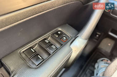 Внедорожник / Кроссовер Honda CR-V 2011 в 
