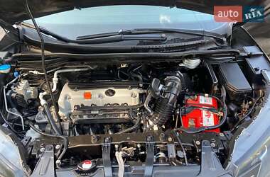 Внедорожник / Кроссовер Honda CR-V 2013 в 