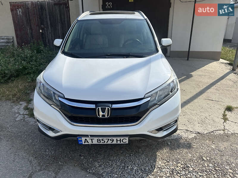 Позашляховик / Кросовер Honda CR-V 2016 в 