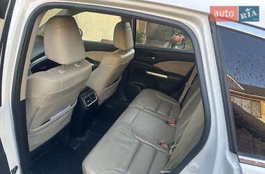 Позашляховик / Кросовер Honda CR-V 2016 в 