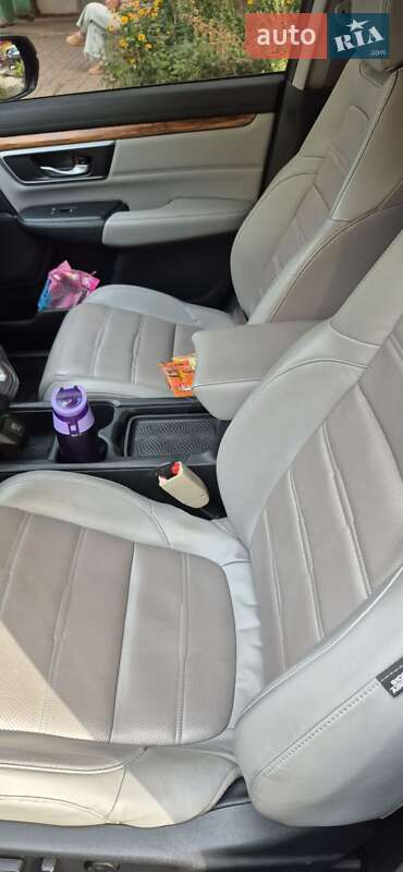 Позашляховик / Кросовер Honda CR-V 2017 в Сумах