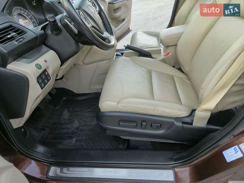 Внедорожник / Кроссовер Honda CR-V 2013 в Радивилове