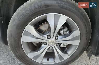 Позашляховик / Кросовер Honda CR-V 2013 в 