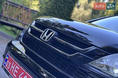 Позашляховик / Кросовер Honda CR-V 2011 в 