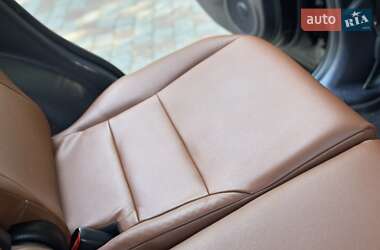 Позашляховик / Кросовер Honda CR-V 2011 в 